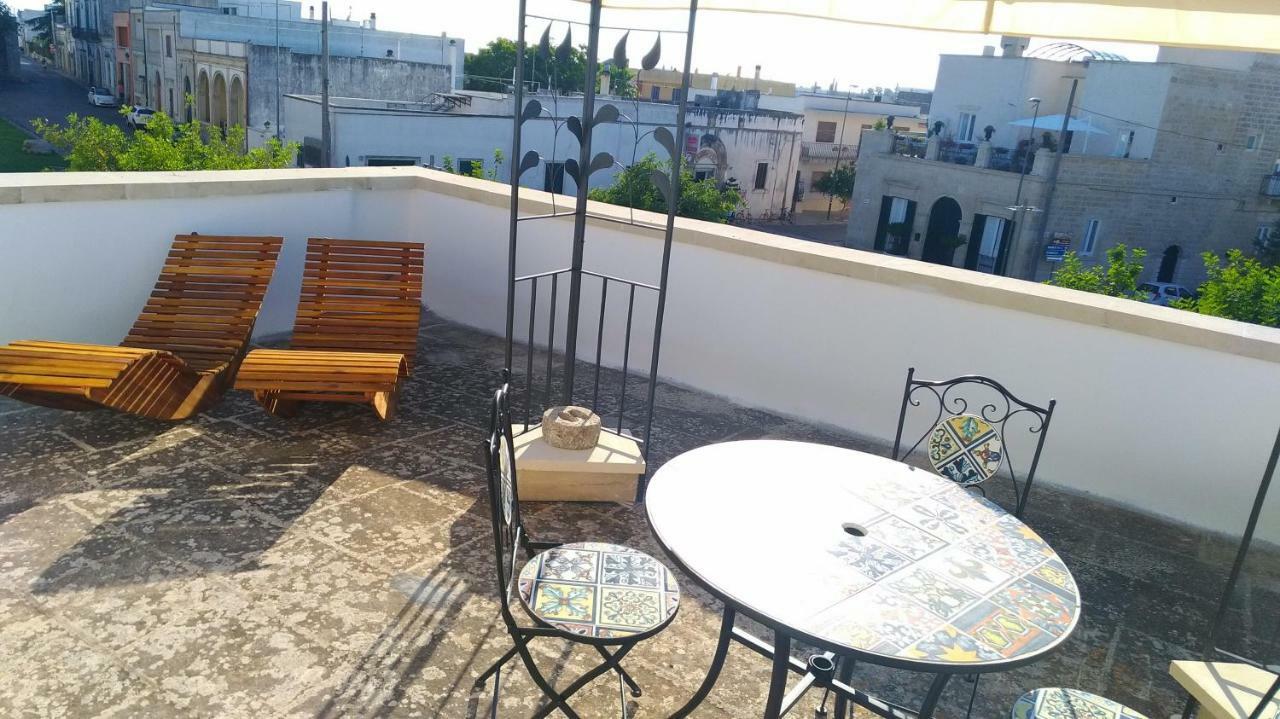 Appartement La Terrazza Sul Castello à Palmariggi Extérieur photo